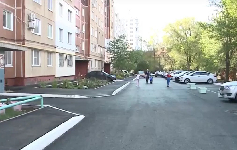 В Саратове и Энгельсе отремонтируют еще 40 дворов